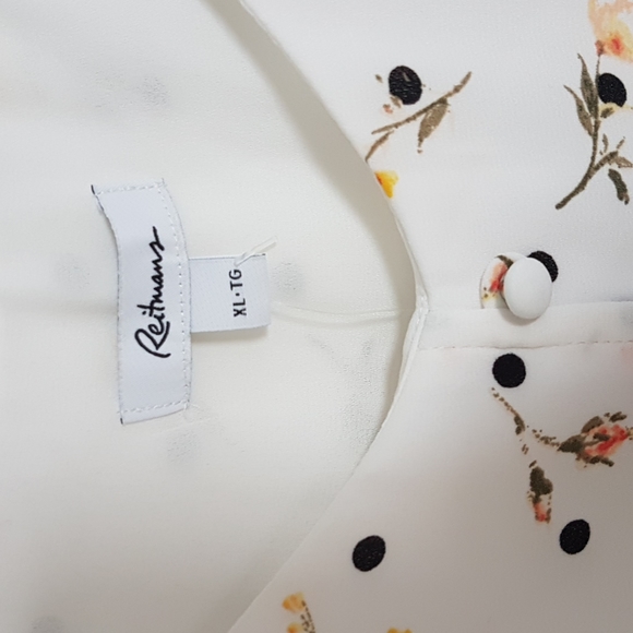 Reitmans floral blouse - Picture 3 of 4